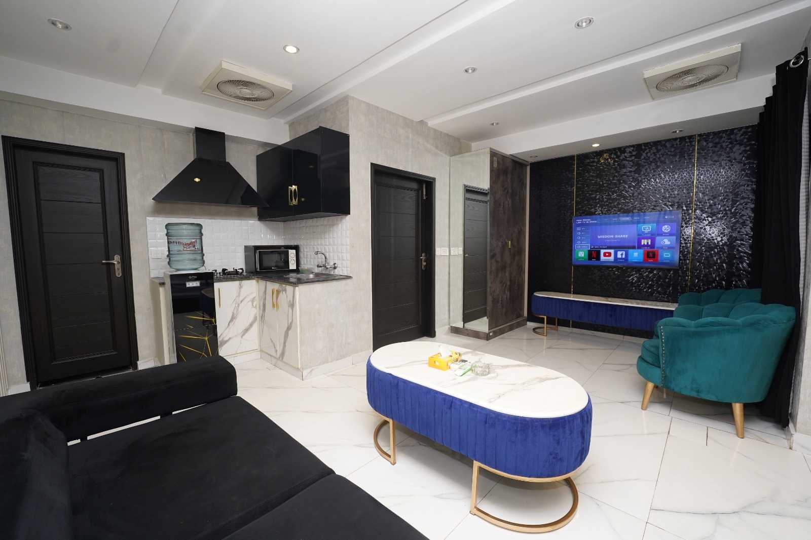 scaled_7dc288b9-4807-4952-8a0d-f8f79e015624-1_all_10843